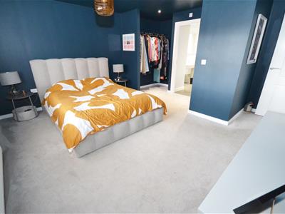Picture 12